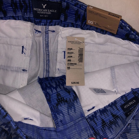 American Eagle Shortie Shorts - Picture 4 of 4